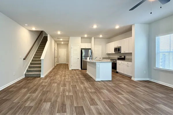 $2,195 | 7926 Triggerfish Way, Charleston, SC 29420