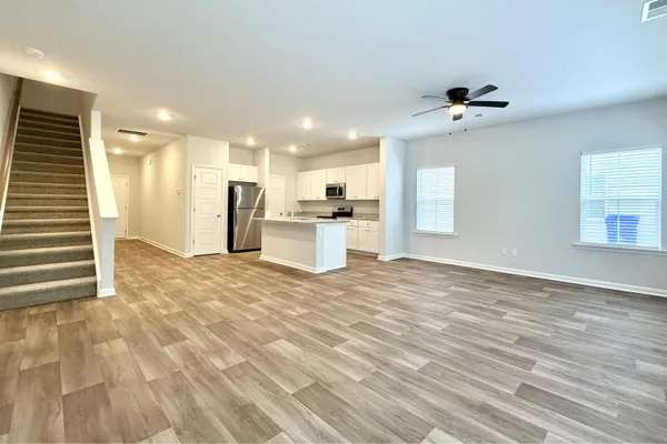 $2,195 | 7926 Triggerfish Way, Charleston, SC 29420