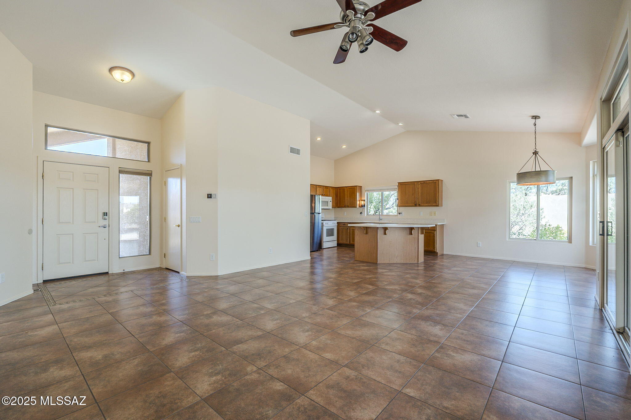 1781 East Redstart Road Green Valley, AZ 85614 - Photo 13 of 49 Gallery Image 13