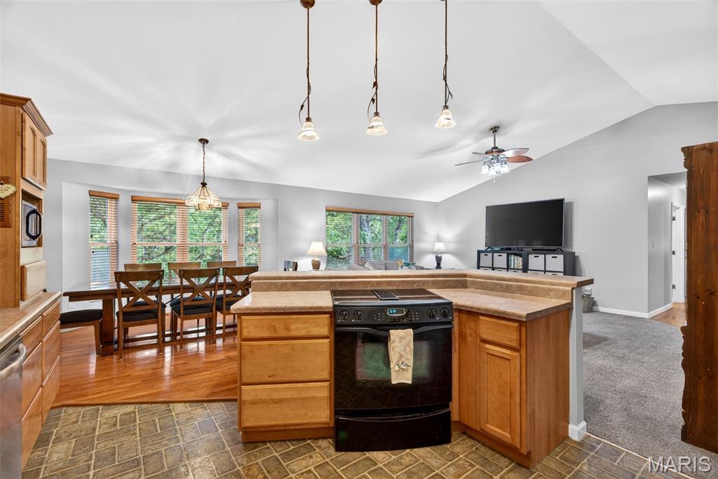 24 Rhett Butler Drive Hillsboro, MO 63050 - Photo 17 of 79