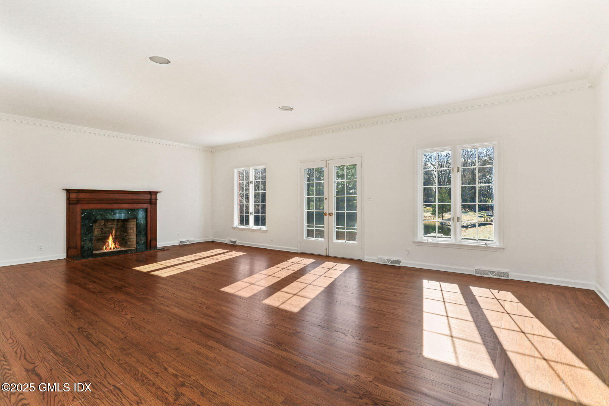164 Clapboard Ridge Road Greenwich, CT 06831 - Photo 6 of 30 7-web-or-mls-164-clapboard-ridge-rd