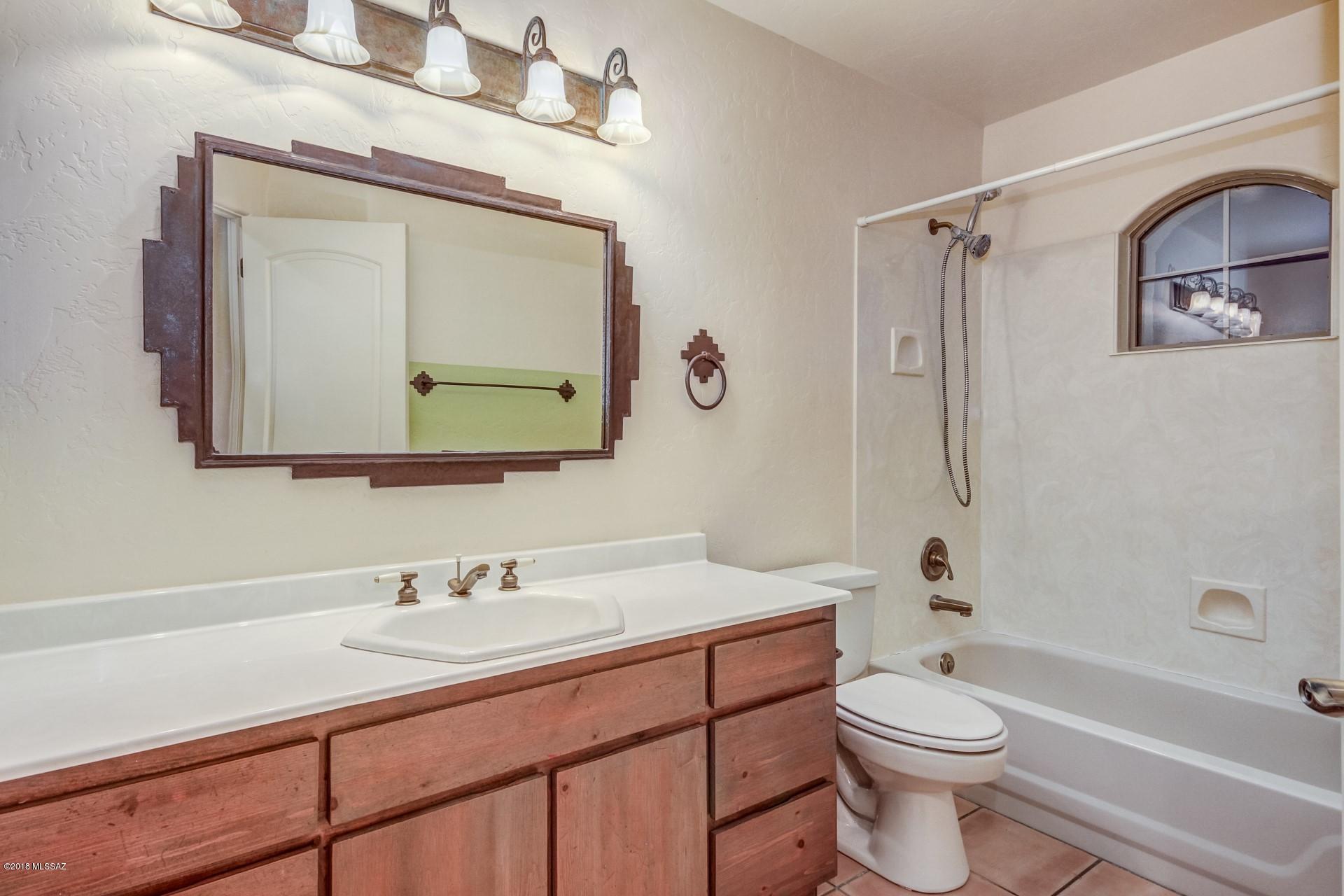 4510 North Bear Canyon Road Tucson, AZ 85749 - Photo 37 of 50