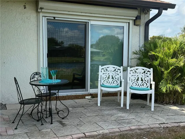 $395,750 | 147 Round Key Circle, Unit P1, Naples, FL 34112