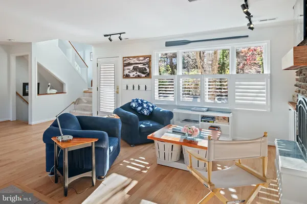 $1,200,000 | 1812 Shore Drive, Annapolis, MD 21401