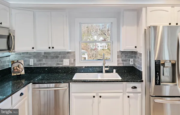$1,200,000 | 1812 Shore Drive, Annapolis, MD 21401
