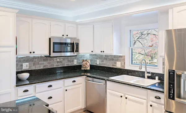 $1,200,000 | 1812 Shore Drive, Annapolis, MD 21401