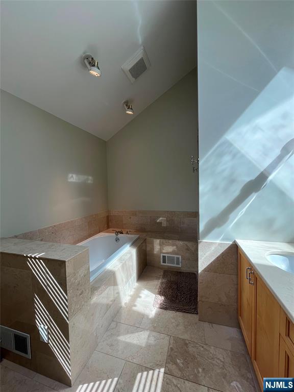 730 Floyd Street Englewood Cliffs, NJ 07632 - Photo 45 of 47