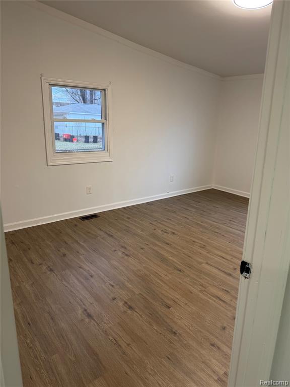 27284 Bunert Road Warren, MI 48088 - Photo 17 of 21