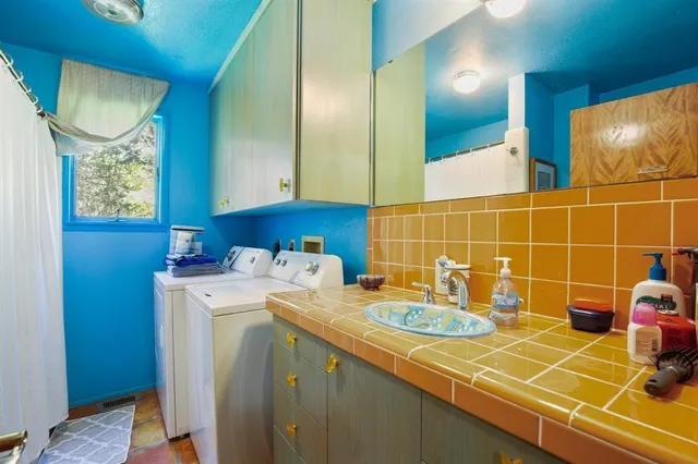 $3,000 | 5803 Rittenhouse Shore Drive, Austin, TX 78734