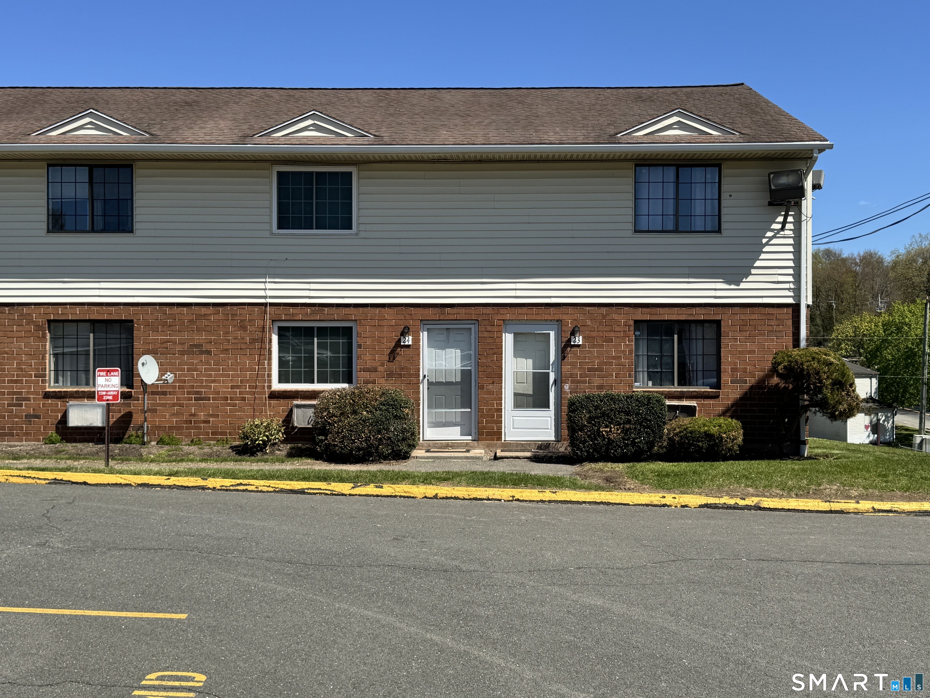 501 Scott Road, Unit 24 Waterbury, CT 06705 - Photo 12 of 22