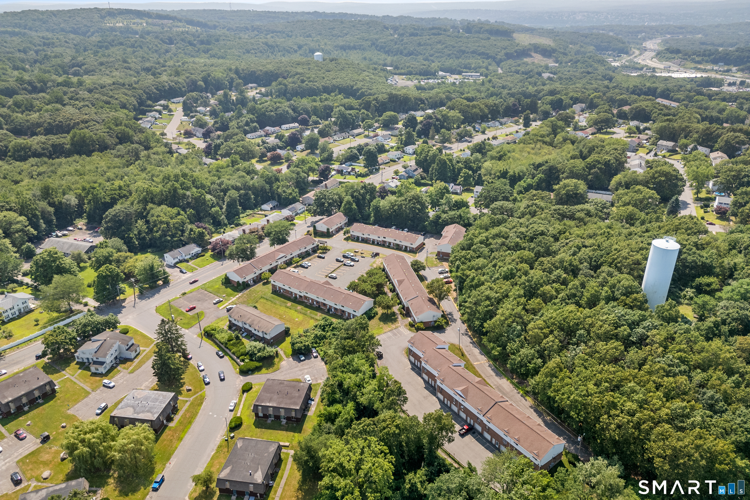 501 Scott Road, Unit 24 Waterbury, CT 06705 - Photo 16 of 22