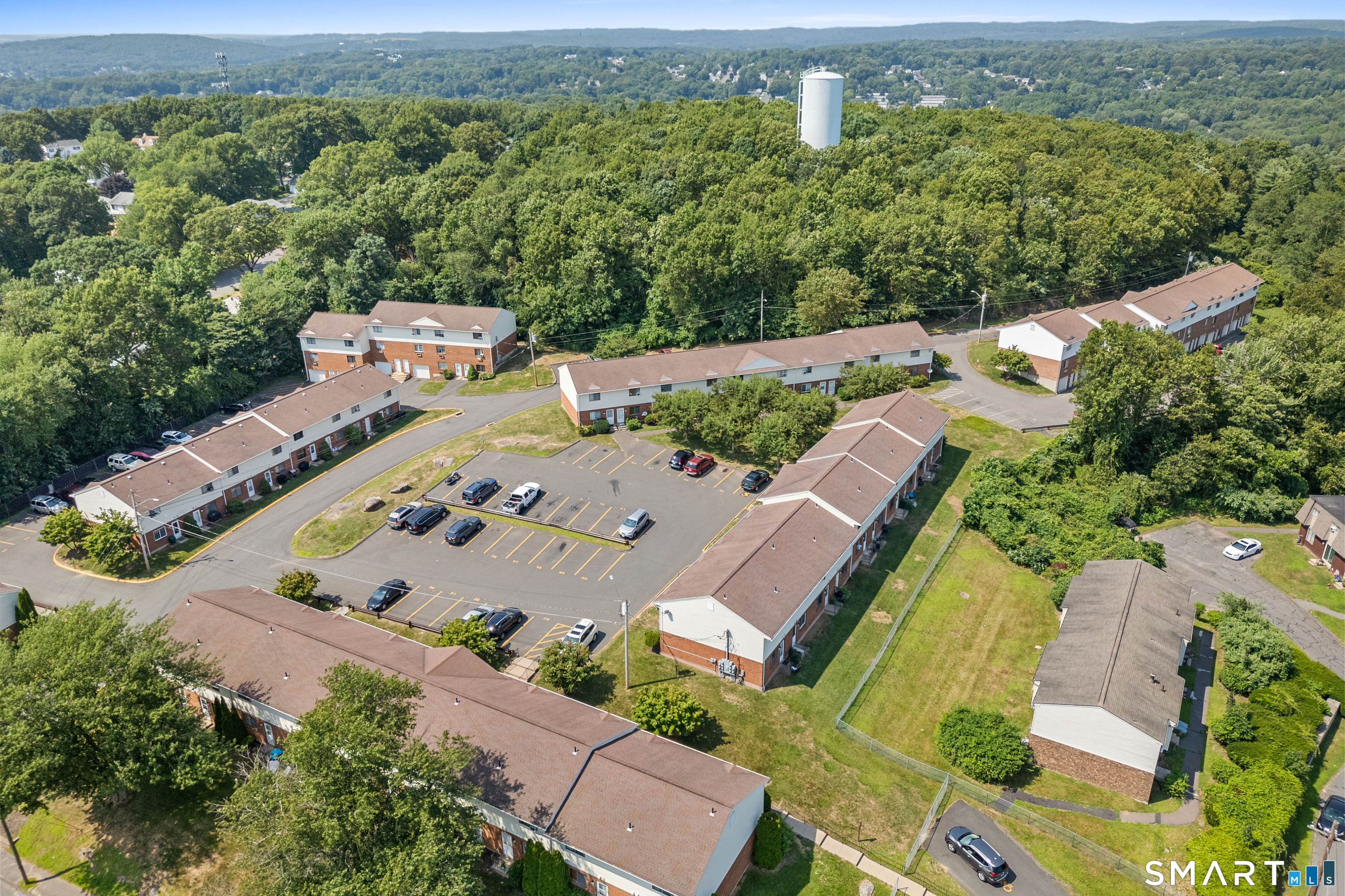 501 Scott Road, Unit 24 Waterbury, CT 06705 - Photo 19 of 22