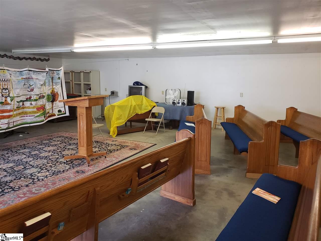 382 Thompson Road Fountain Inn, SC 29644 - Photo 15 of 27 Gallery Image 15