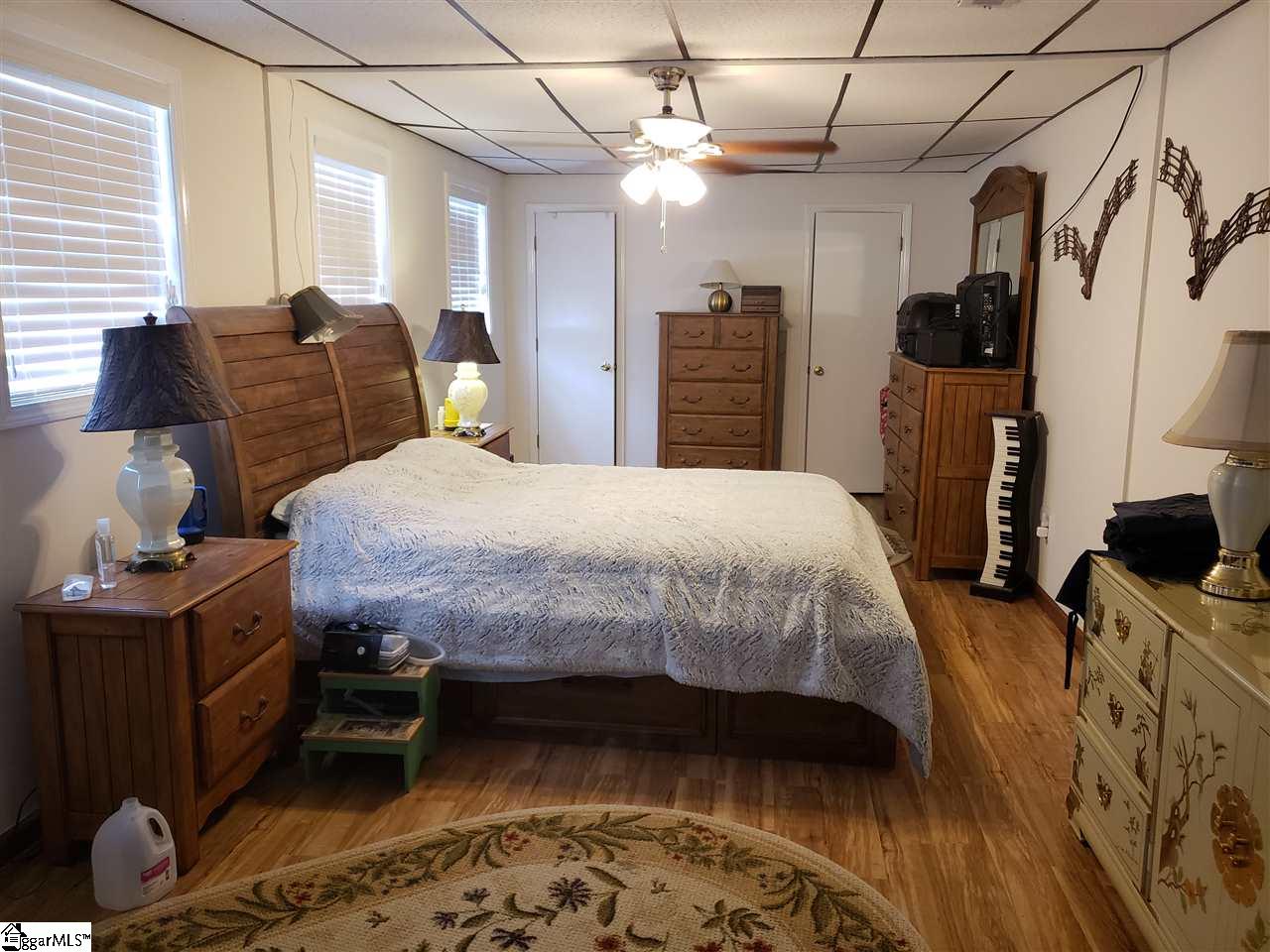 382 Thompson Road Fountain Inn, SC 29644 - Photo 8 of 27 Gallery Image 8