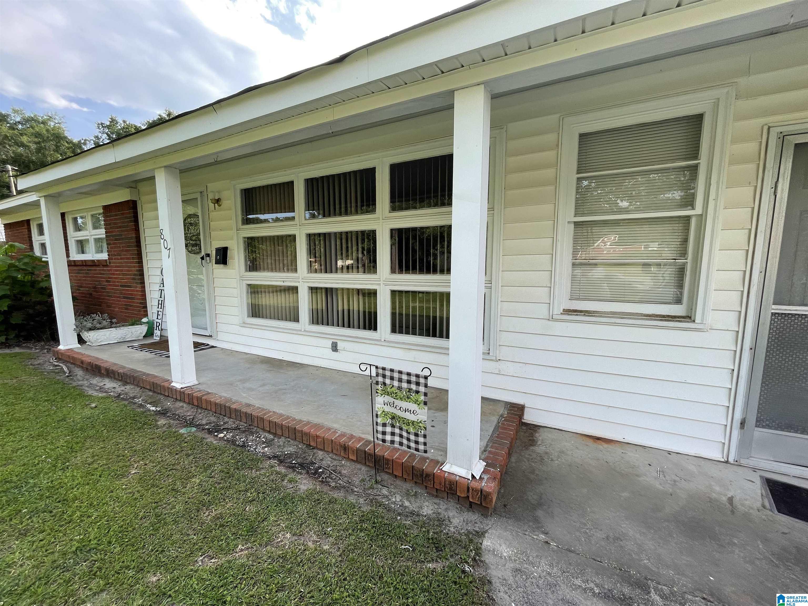 807 3rd Street Clanton, AL 35045 - Photo 3 of 39