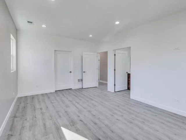 $849,900 | 1721 West Arthur Avenue, Chicago, IL 60626