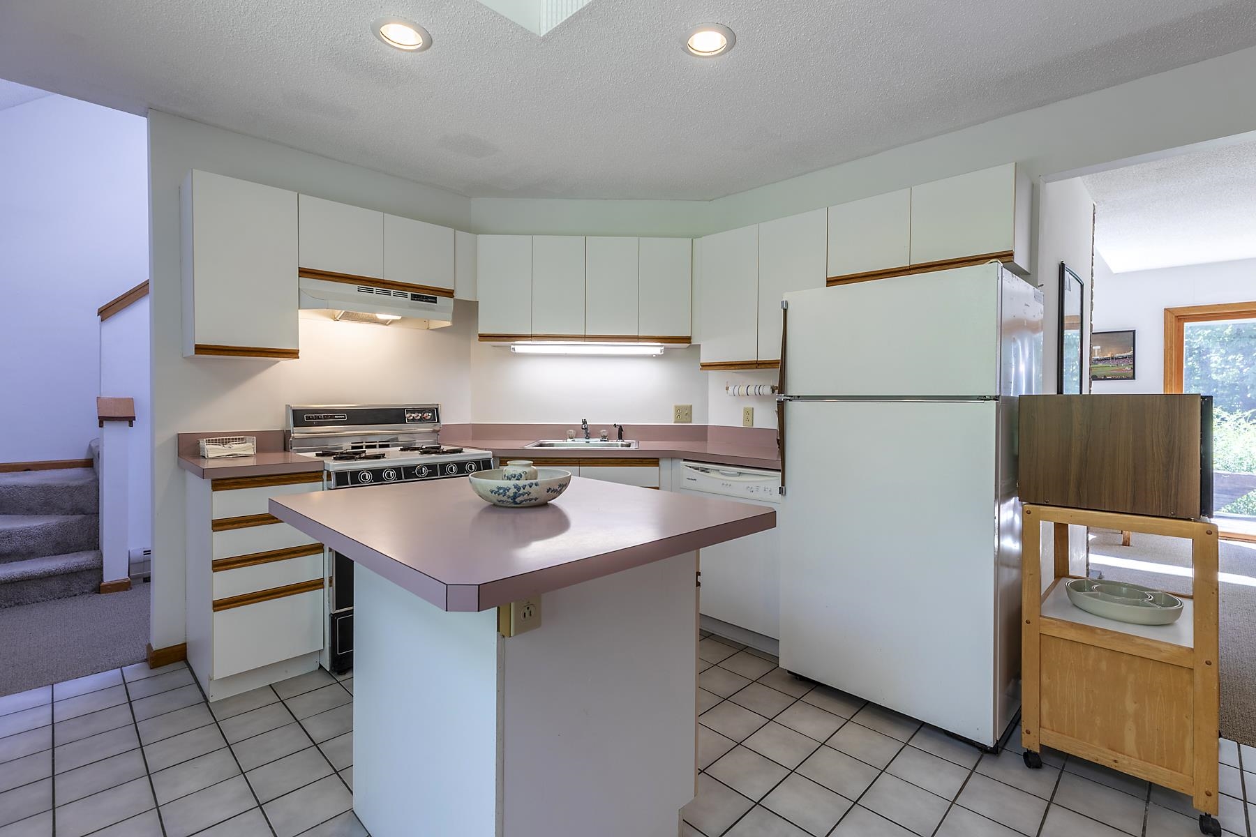 132 Pratt Bridge Road Jamaica, VT 05343 - Photo 5 of 31