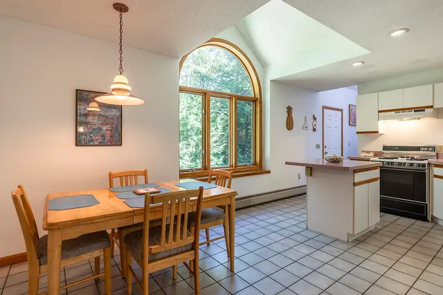 $435,000 | 132 Pratt Bridge Road, Jamaica, VT 05343