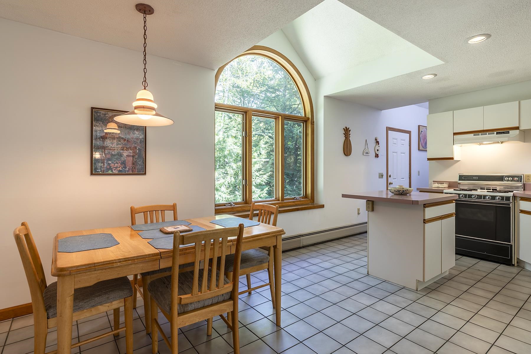 132 Pratt Bridge Road Jamaica, VT 05343 - Photo 7 of 31