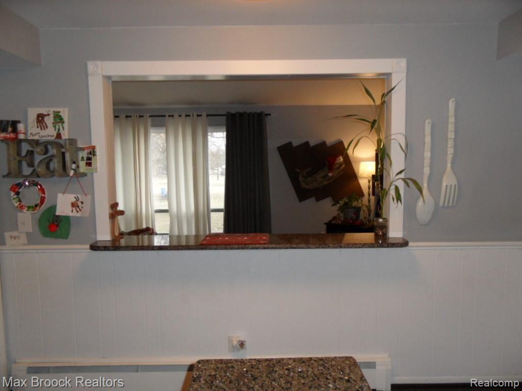 2831 Harrington Road Rochester Hills, MI 48307 - Photo 8 of 24