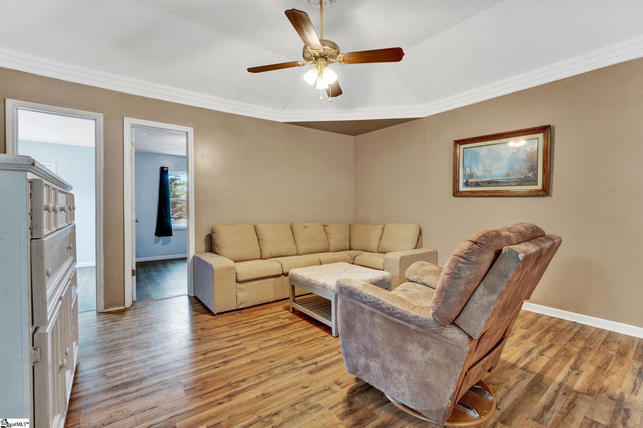 9 Rising Sun Court Taylors, SC 29687 - Photo 3 of 24 Gallery Image 3