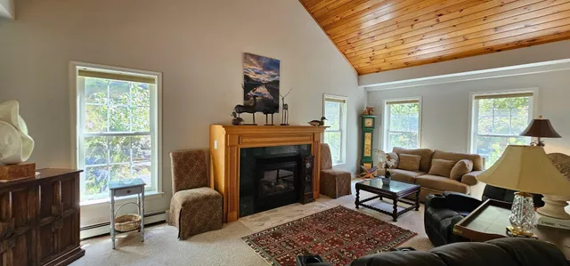 $585,000 | 475 Sunrise Lane, Arlington, VT 05250