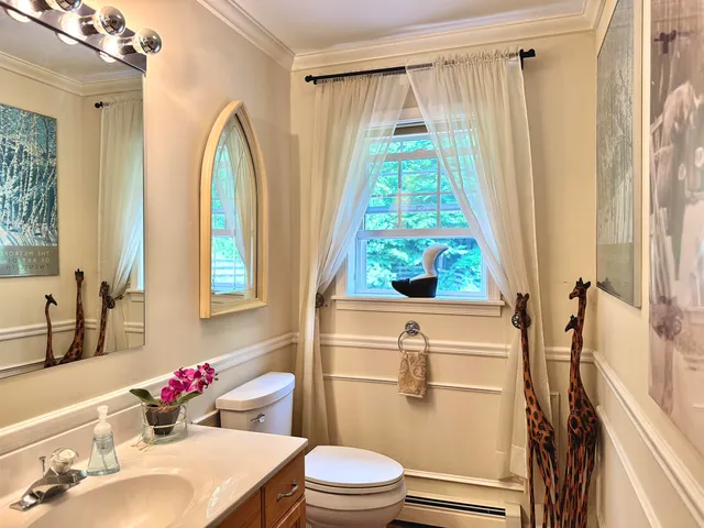 $585,000 | 475 Sunrise Lane, Arlington, VT 05250