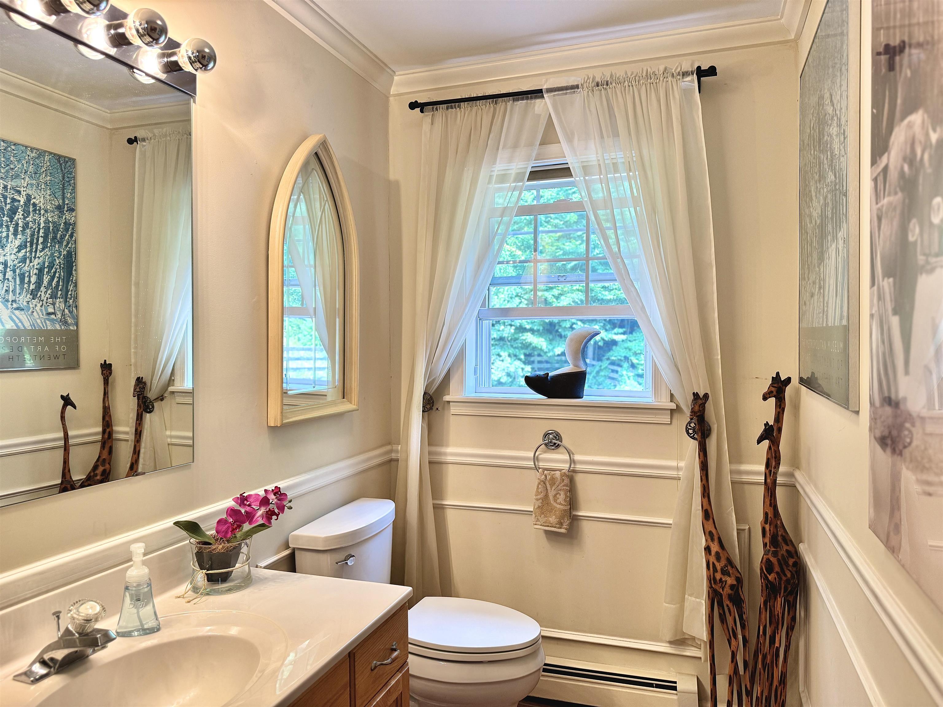 475 Sunrise Lane Arlington, VT 05250 - Photo 15 of 44