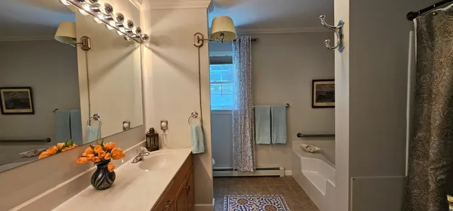 $585,000 | 475 Sunrise Lane, Arlington, VT 05250