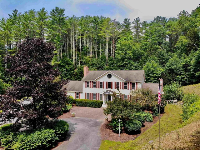 $585,000 | 475 Sunrise Lane, Arlington, VT 05250
