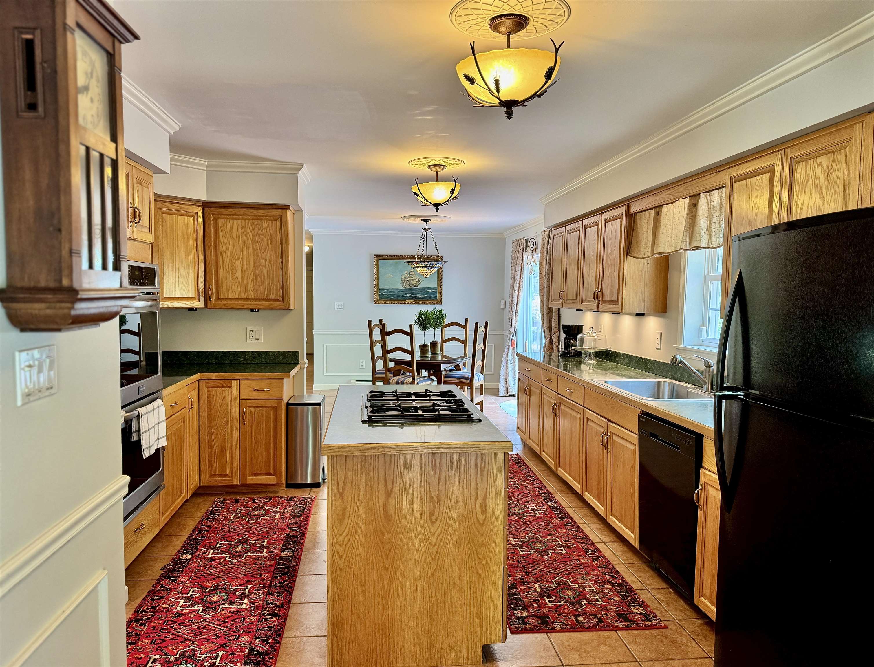 475 Sunrise Lane Arlington, VT 05250 - Photo 6 of 44