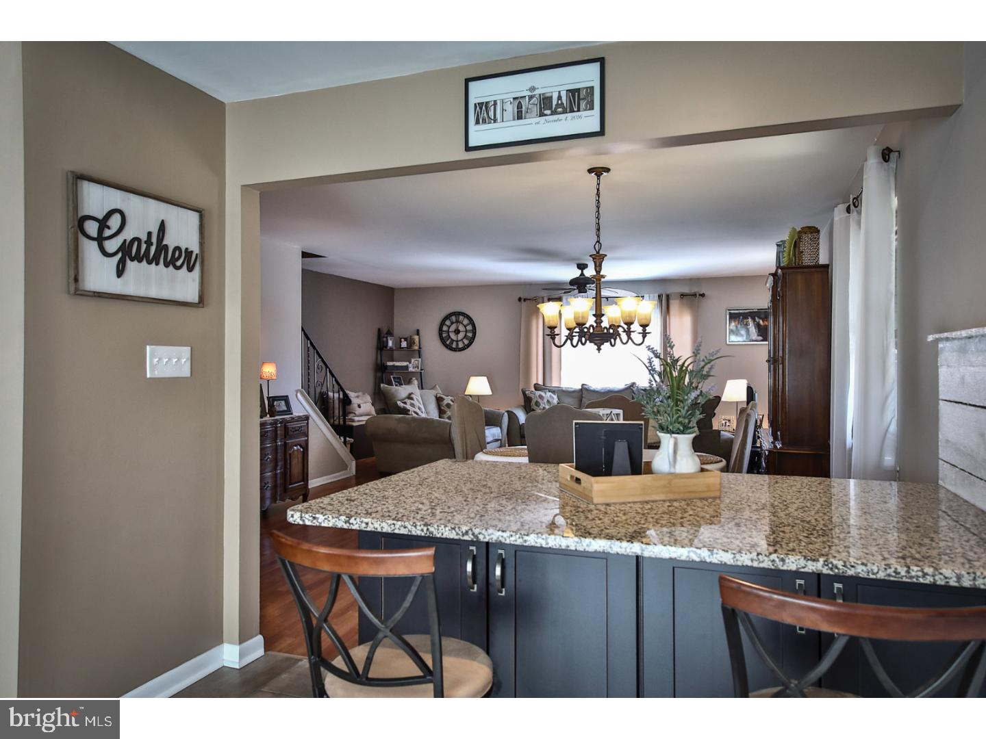 822 Crestview Road Philadelphia, PA 19128 - Photo 13 of 25 Kitchen