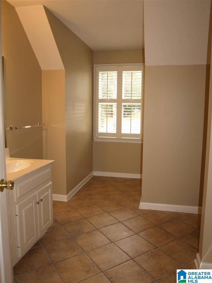 3608 Oak Point Circle Birmingham, AL 35223 - Photo 19 of 40