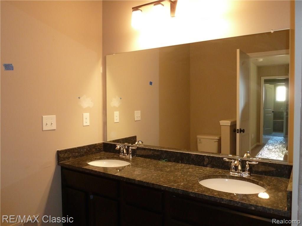 5237 Bradmore Road Warren, MI 48092 - Photo 12 of 13 Gallery Image 12