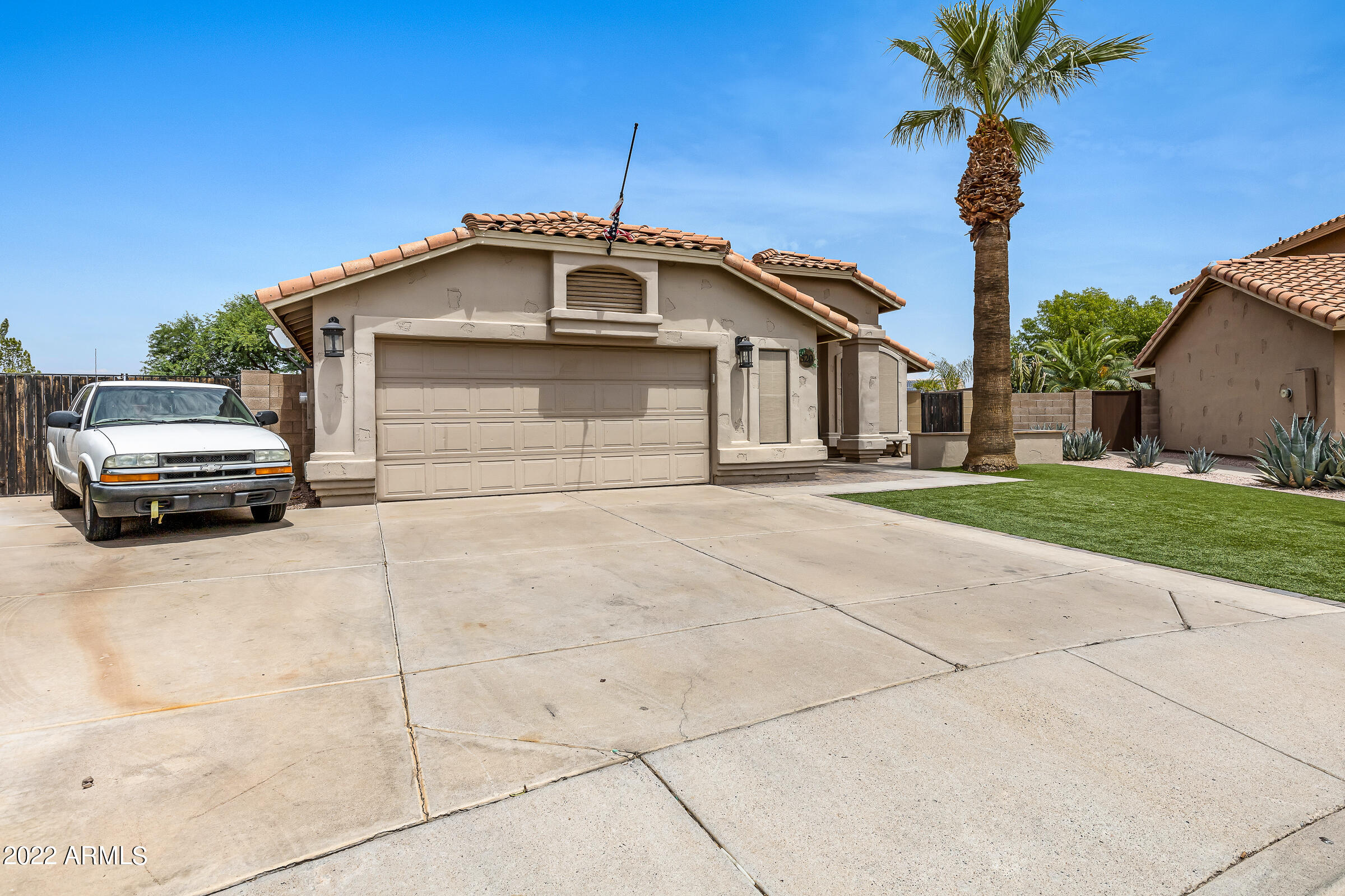 520 West Smoke Tree Road Gilbert, AZ 85233 - Photo 3 of 56 520 W Smoke Tree Rd-2
