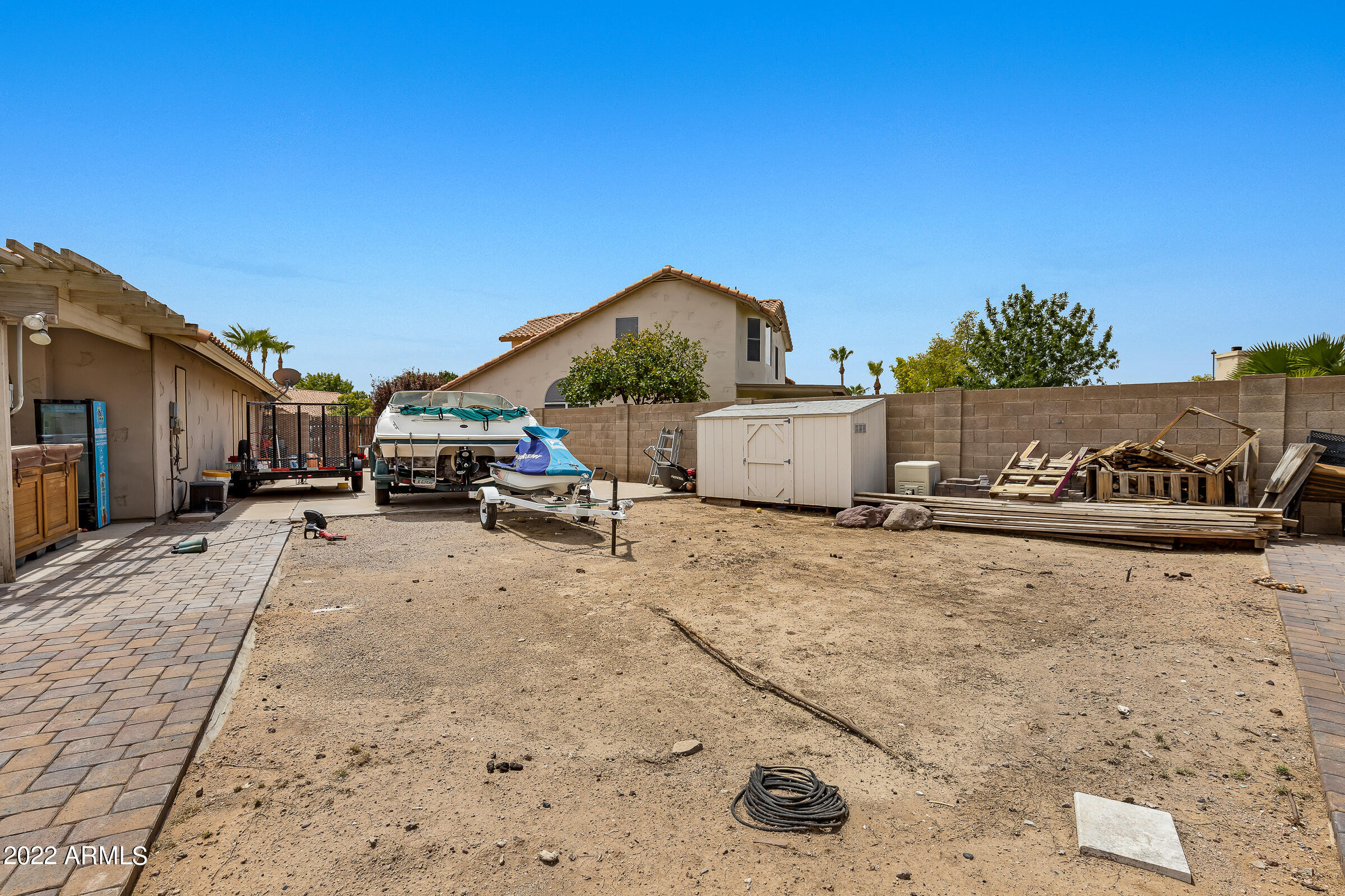 520 West Smoke Tree Road Gilbert, AZ 85233 - Photo 43 of 56 520 W Smoke Tree Rd-41