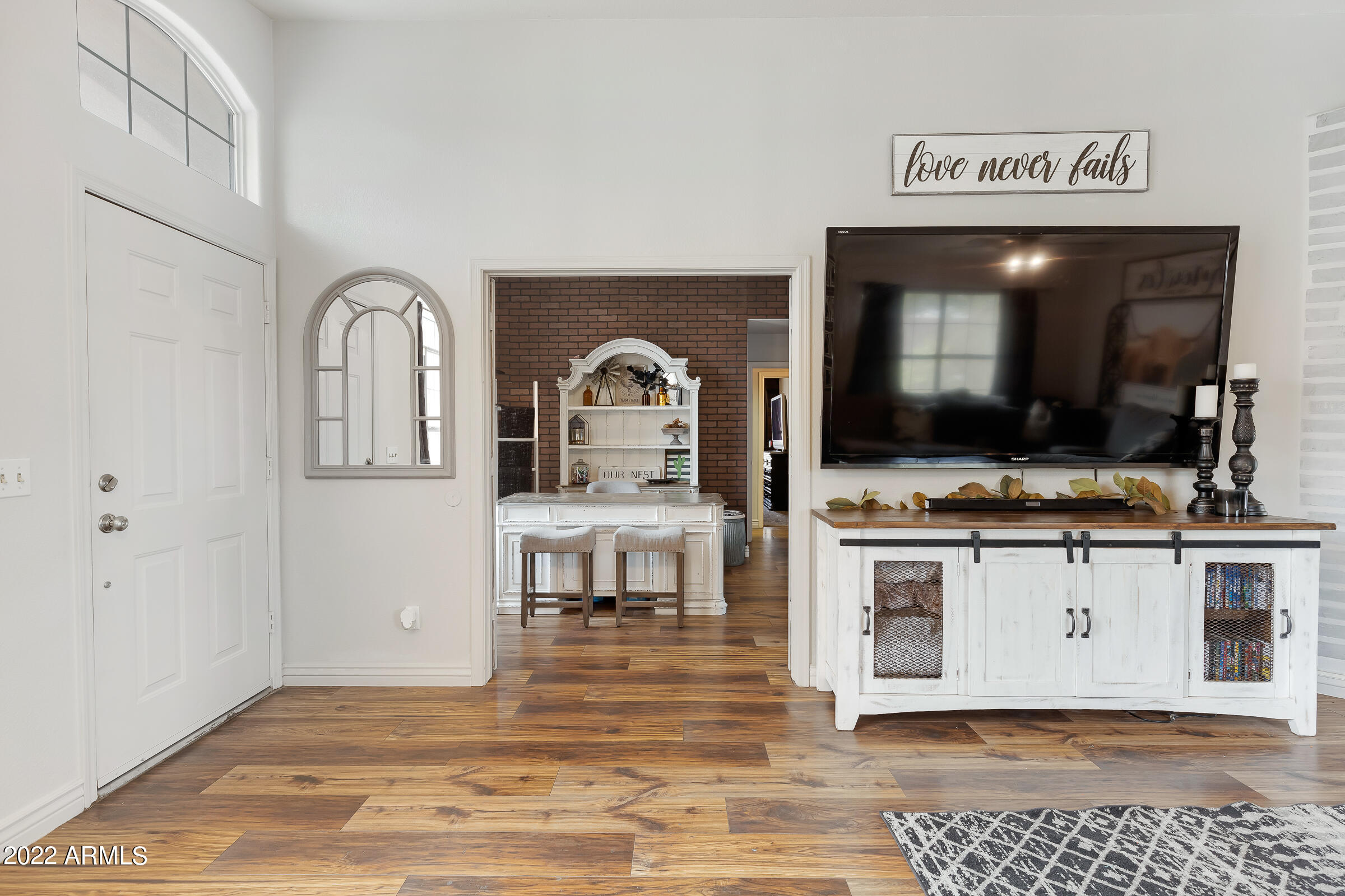 520 West Smoke Tree Road Gilbert, AZ 85233 - Photo 8 of 56 520 W Smoke Tree Rd-8
