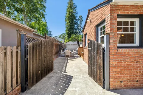 $2,300,000 | 248 Fairmont Avenue, San Carlos, CA 94070