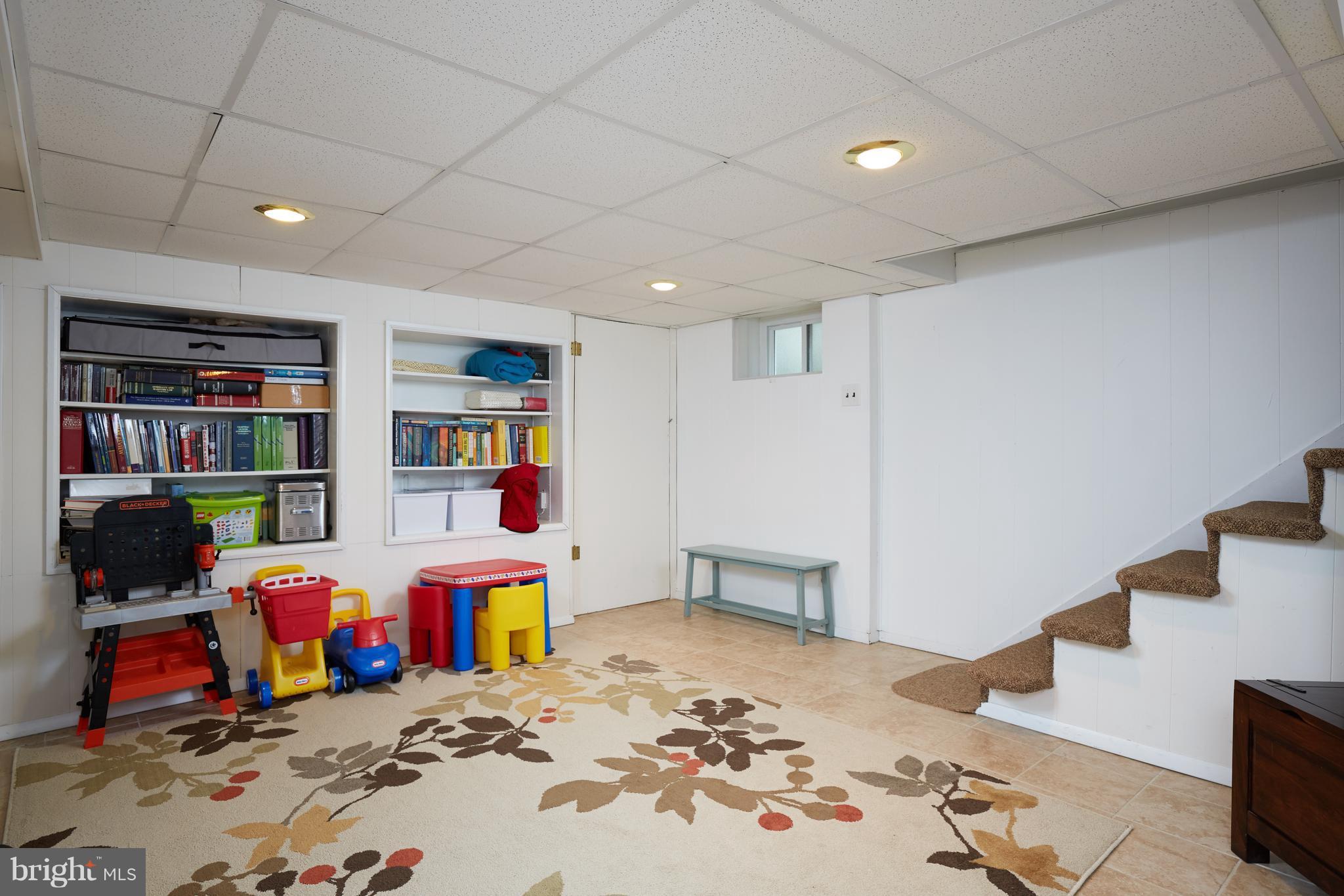 3223 Military Road Northwest Washington, DC 20015 - Photo 22 of 28 Bedroom