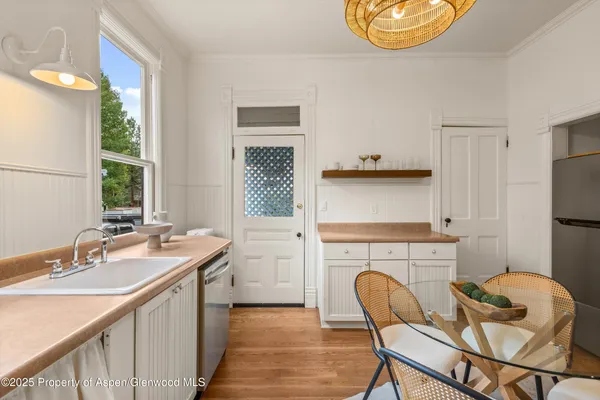 $25,000 | 500 West Francis Street, Unit MAIN HOUSE, Aspen, CO 81611