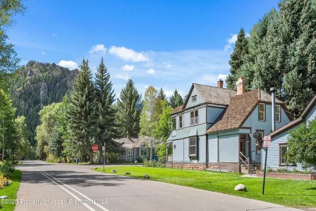 $25,000 | 500 West Francis Street, Unit MAIN HOUSE, Aspen, CO 81611