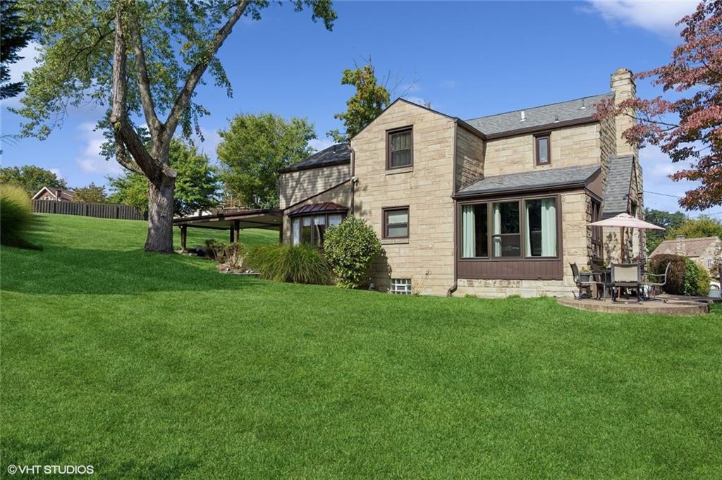 348 Hawthorne Road Pittsburgh, PA 15209 - Photo 3 of 26 Gallery Image 3