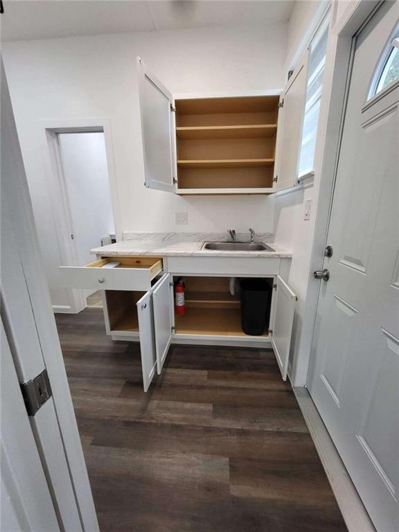 389 Collins Road Toccoa, GA 30577 - Photo 3 of 15 a view of hallway with washer and dryer