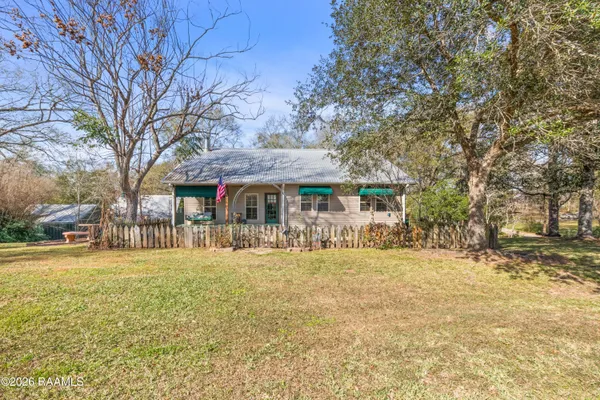 $355,000 | 86 Hidden Hills Lake Road, Arnaudville, LA 70512