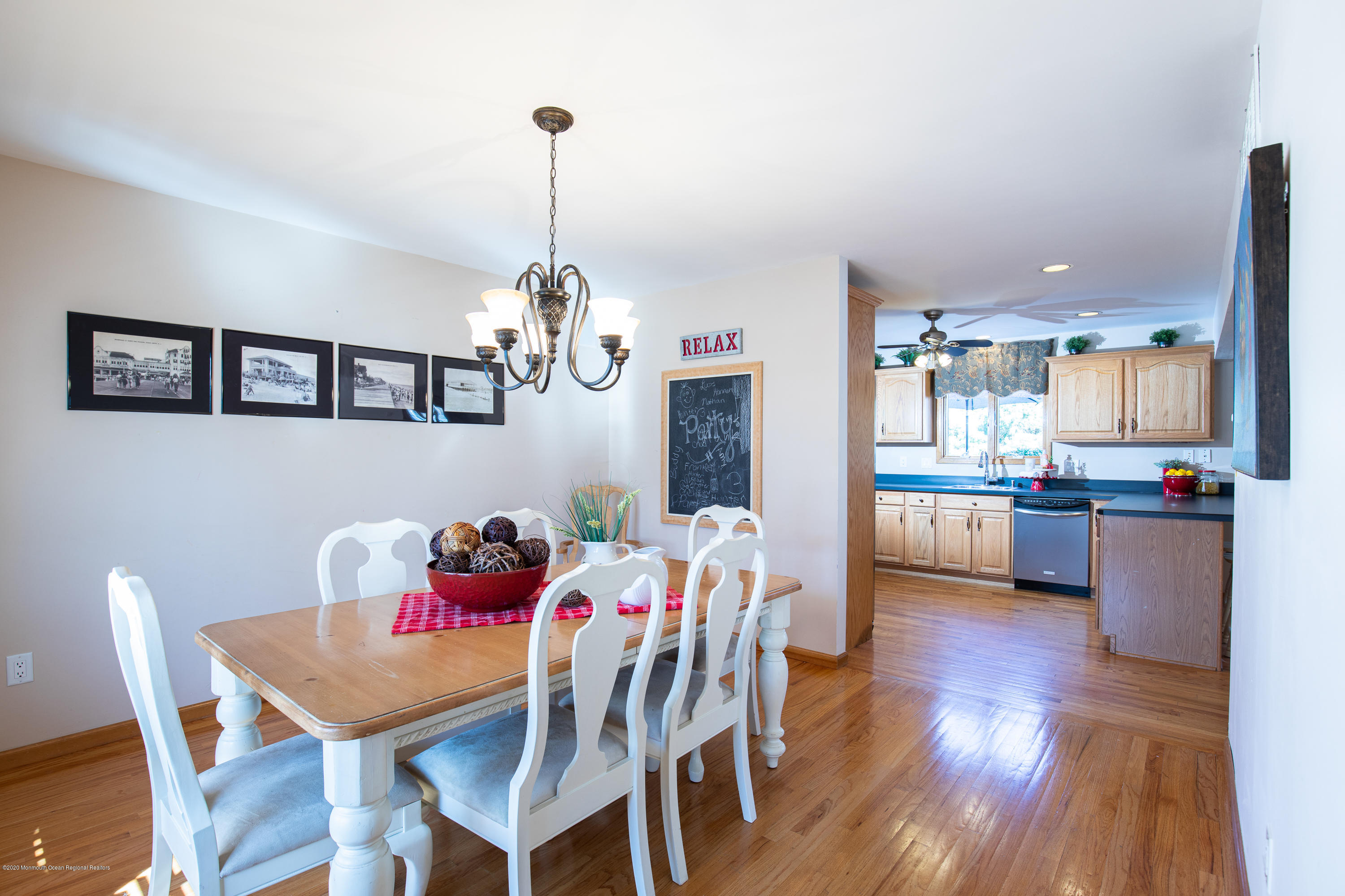 746 Rabbit Run Brick, NJ 08724 - Photo 17 of 48 Dining Room