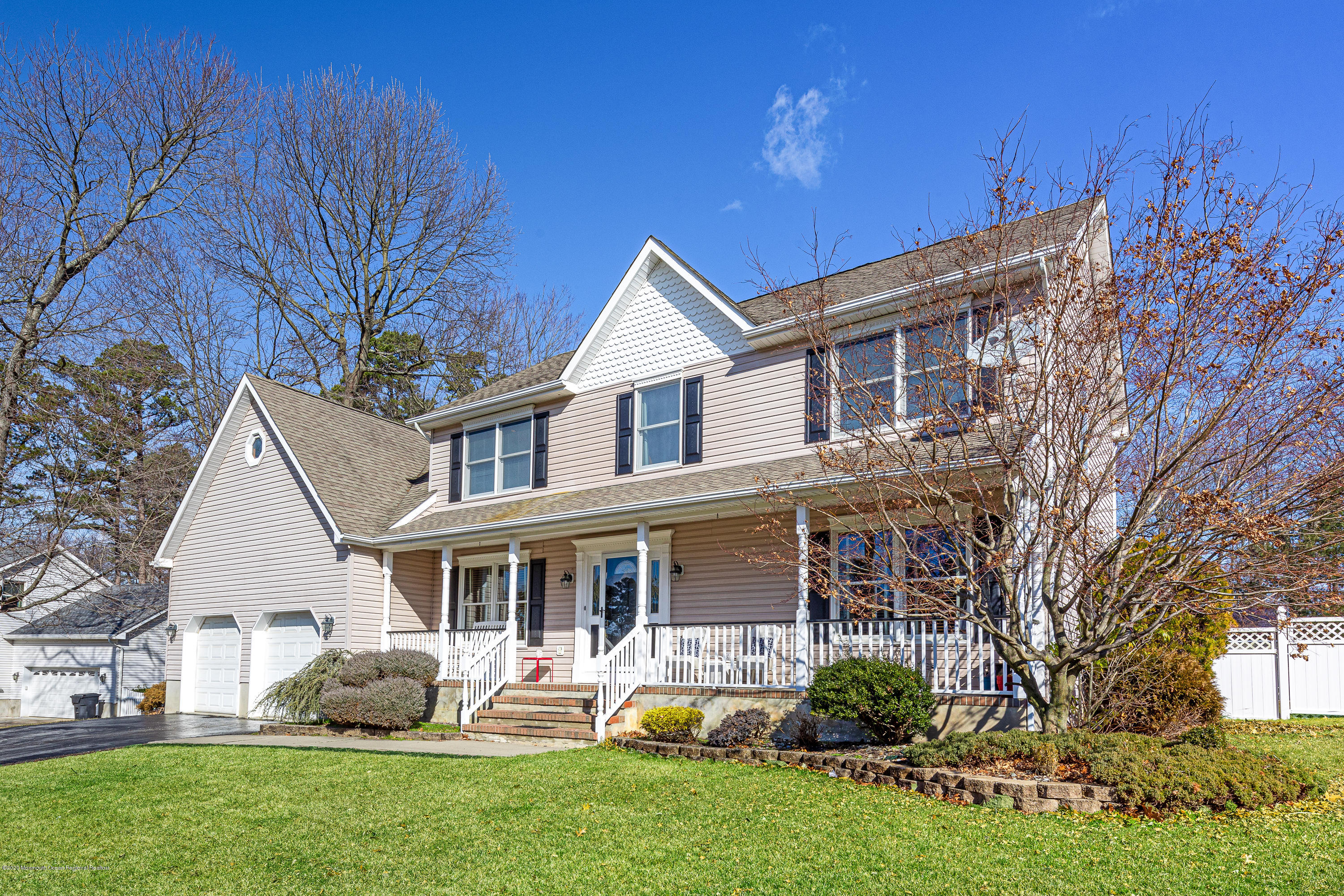 746 Rabbit Run Brick, NJ 08724 - Photo 5 of 48 Front