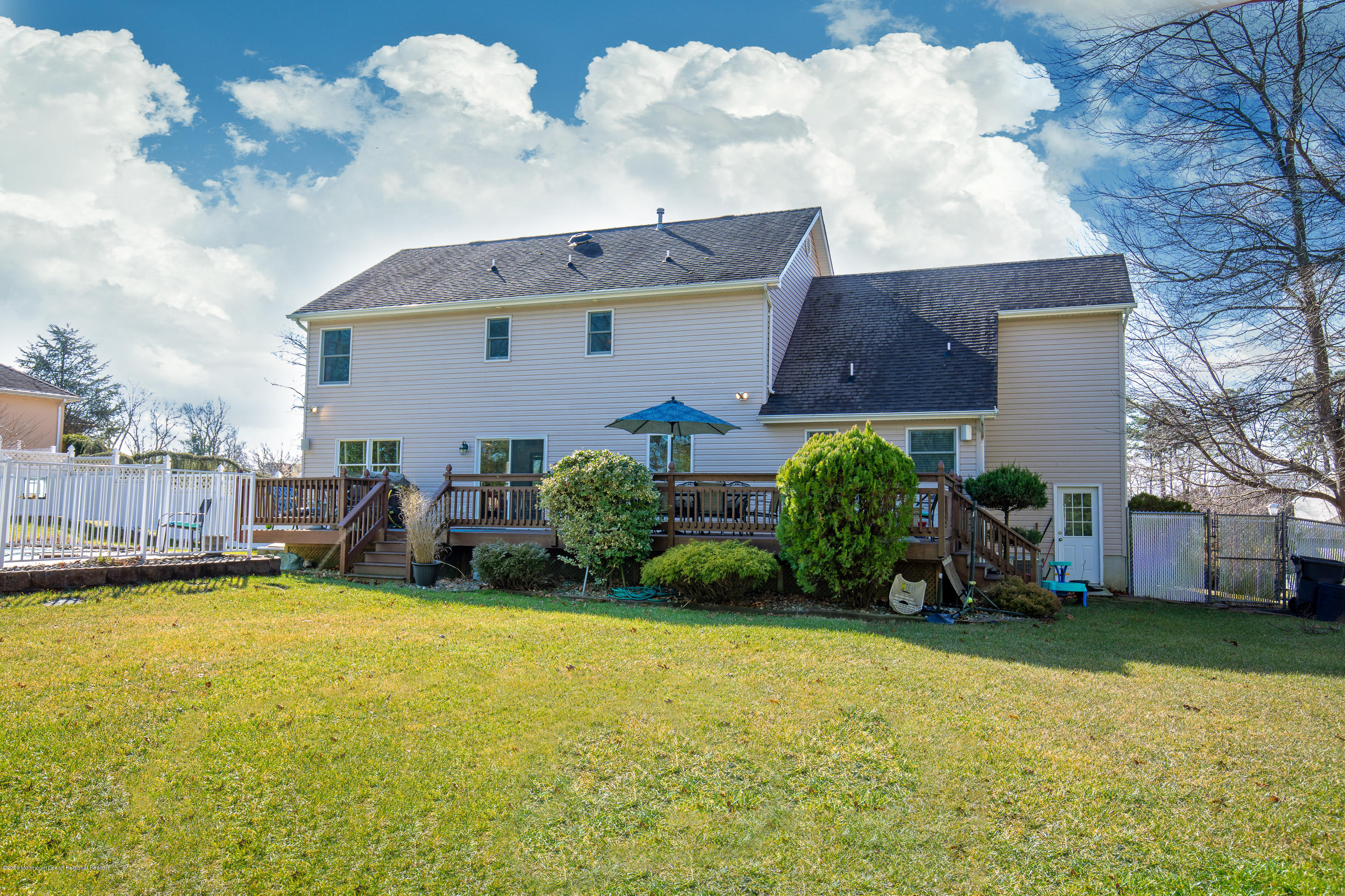746 Rabbit Run Brick, NJ 08724 - Photo 8 of 48 Back of Home