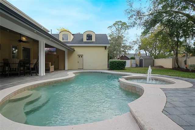 $2,500,000 | 450 Lakewood Drive, Winter Park, FL 32789