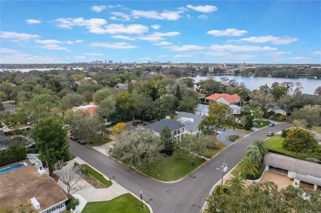 $2,500,000 | 450 Lakewood Drive, Winter Park, FL 32789