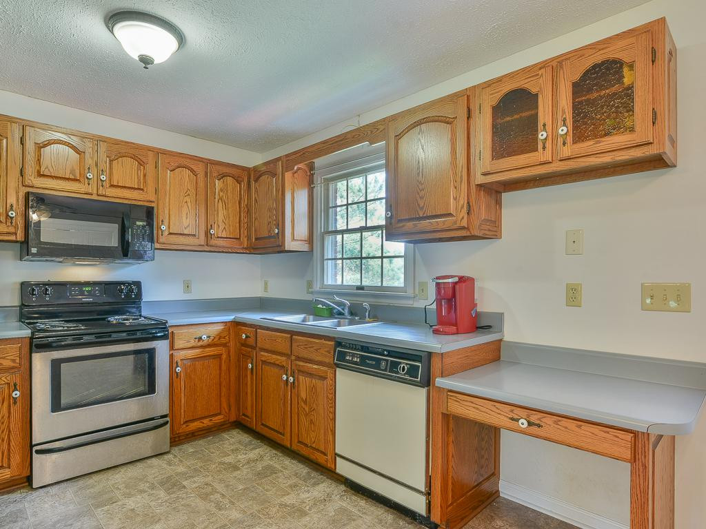 3778 Cherokee Road Jonesborough, TN 37659 - Photo 13 of 32 Photo 13